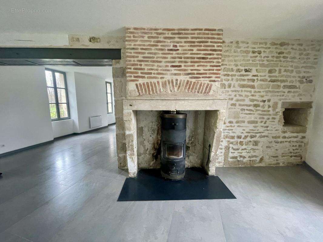 Maison à SALLES