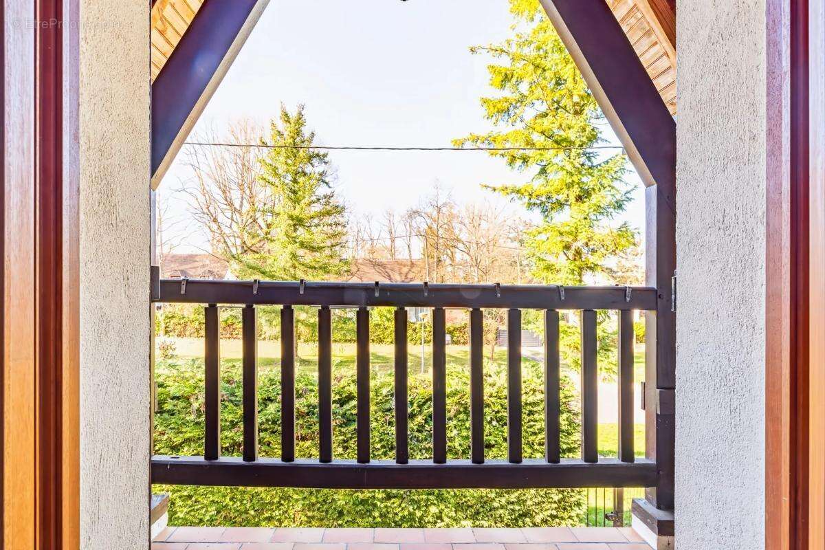 Maison à SAINT-FARGEAU-PONTHIERRY