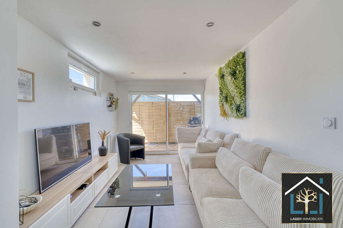 Appartement à PIZAY