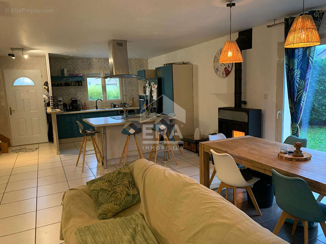 Maison à CHARAVINES