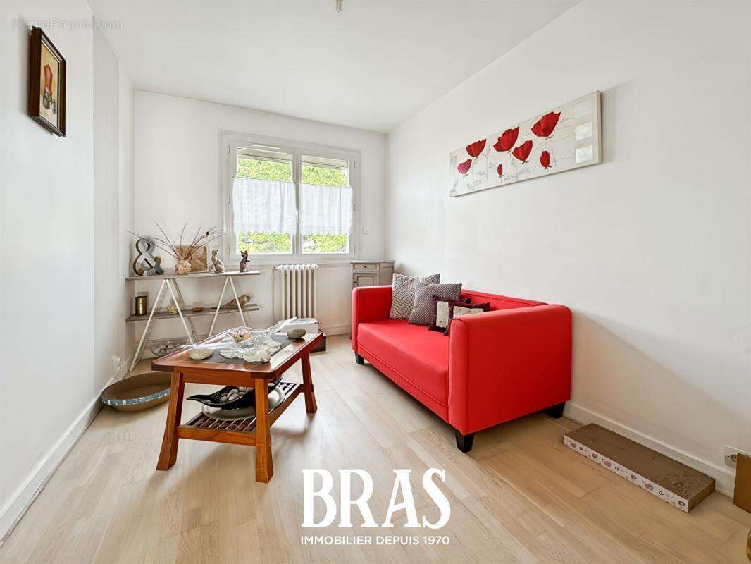 Appartement à SAINT-SEBASTIEN-SUR-LOIRE