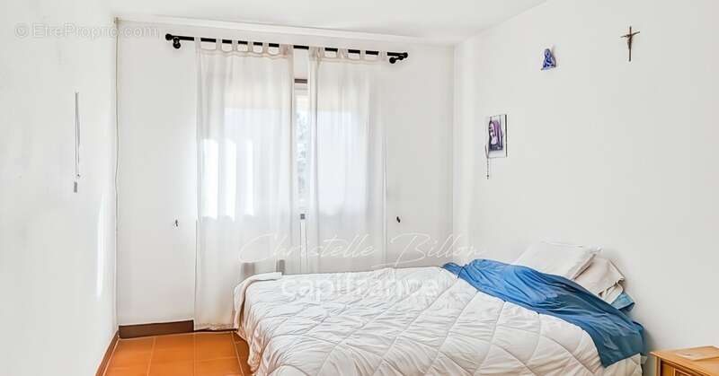 LECCI – Maison de caractère aux volumes généreux et au fort potentiel - photo 8