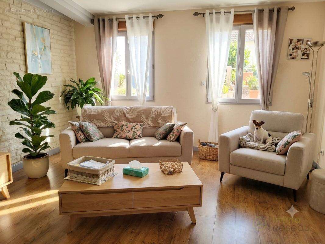 Maison 5 pièces 139 m² à vendre à Cernoy (60190) - photo 5