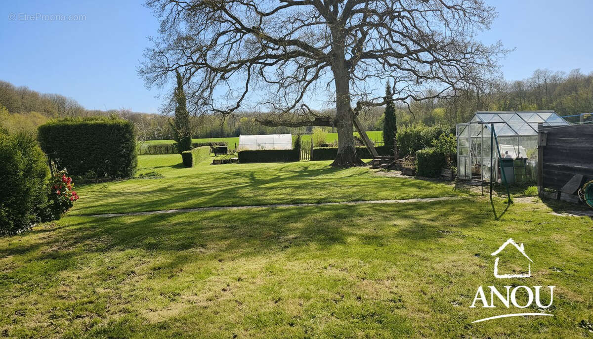 Maison à LA BAZOCHE-GOUET
