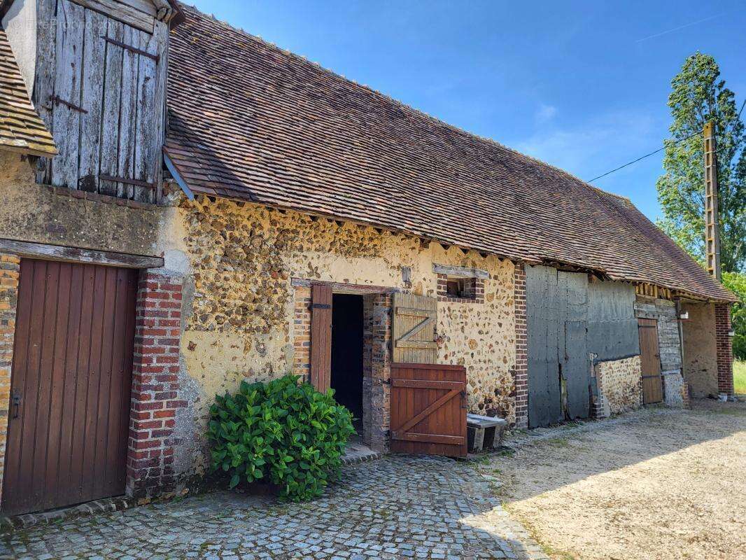 Maison à SAINT-MARC-DU-COR