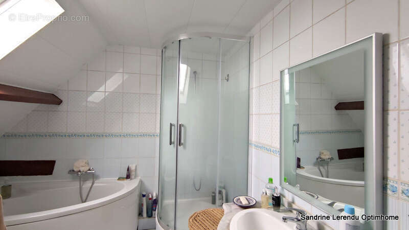 Maison à HOUPPEVILLE