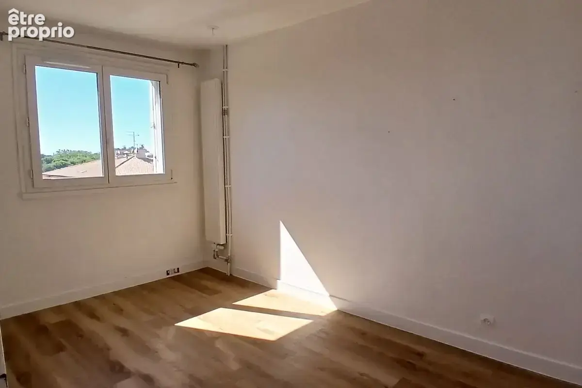 E3032b038l spacieux t3 avec terrasse en 3 eme etage sans ascenseur - photo 8