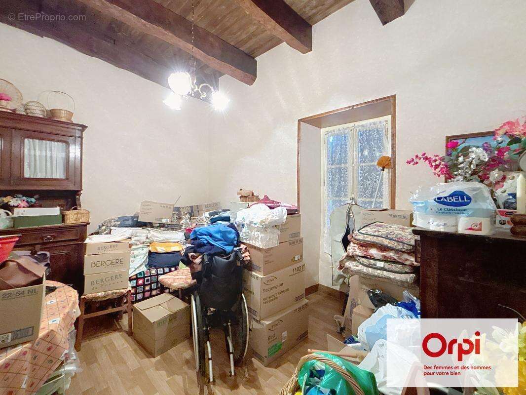 Maison à TERRASSON-LAVILLEDIEU