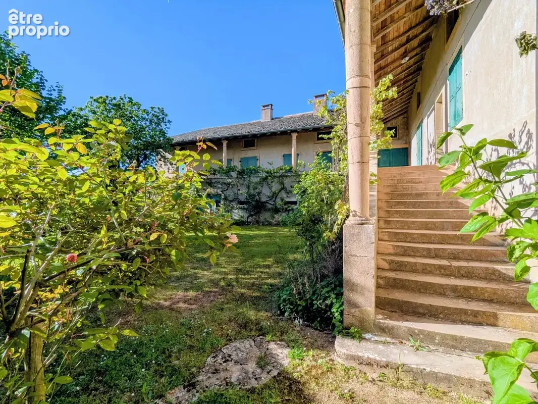 Maison 7 pièces 210 m² à vendre à Hurigny (71870) - photo 8