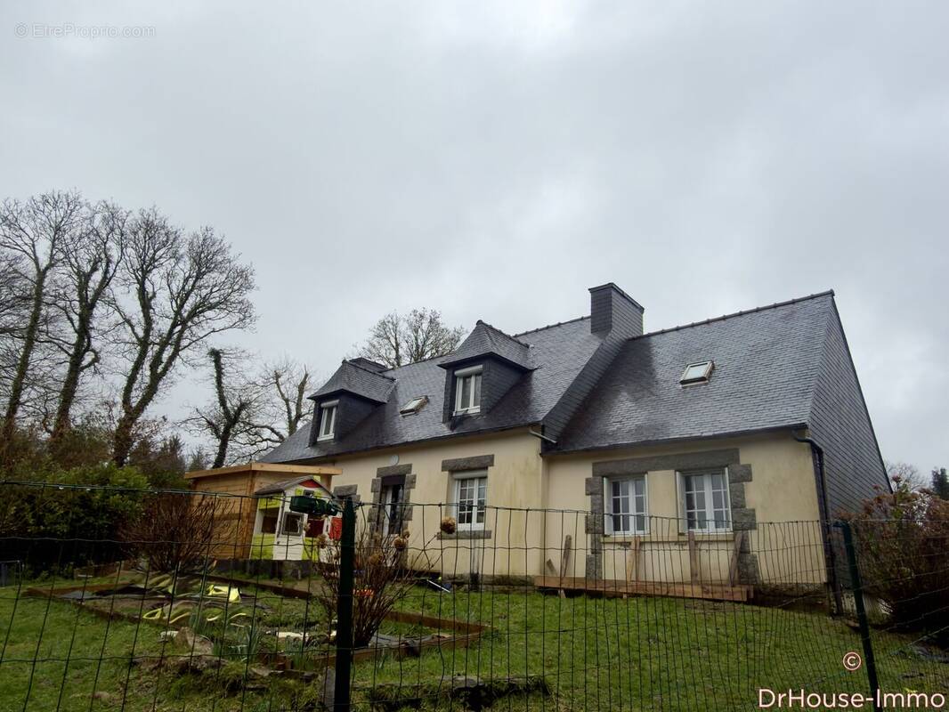 Maison à LA FEUILLEE