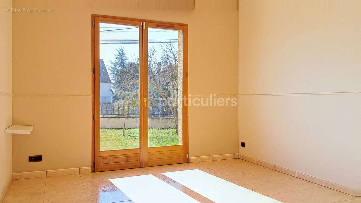 Maison à CORQUILLEROY