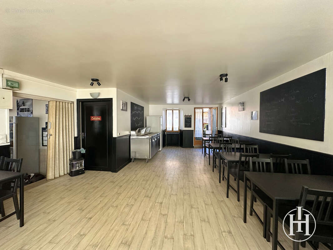 À SAISIR : Opportunité d’investissement - Ancien bar-restaurant avec logement de fonction - 260m2 - - photo 14