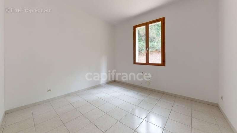 Maison à vendre 4 pièces  (83) - photo 10