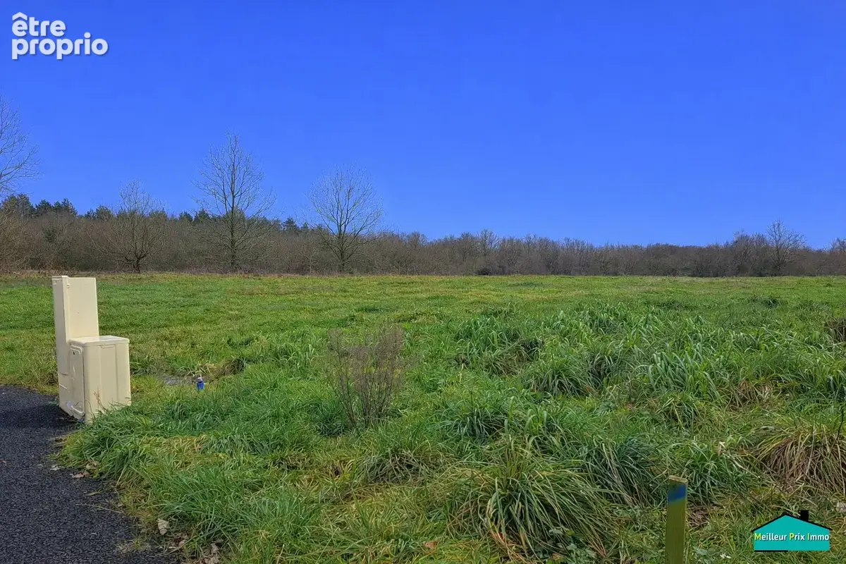 Photo Terrain à La Marne au prix de 64 103€