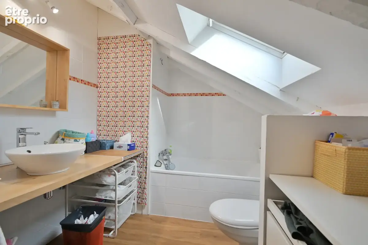 Maison de caractère avec jardin, studio indépendant et dépendances - photo 12