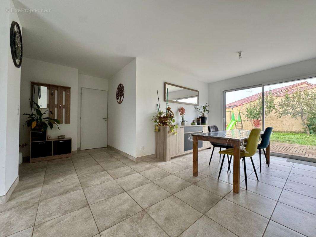 Maison à ROQUECOURBE