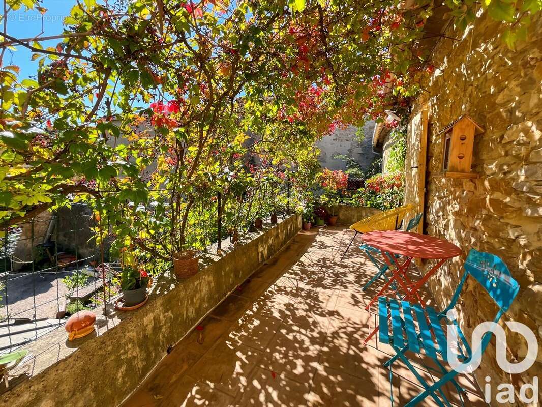 Photo 2 - Maison à SABRAN