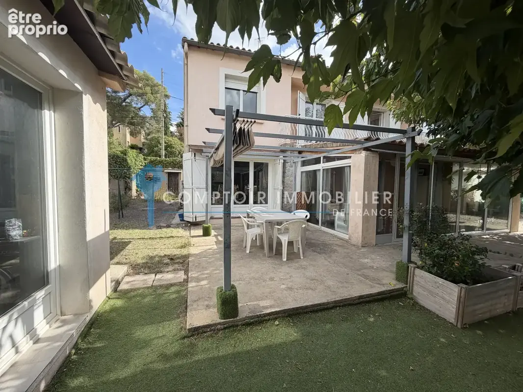 Maison à NIMES