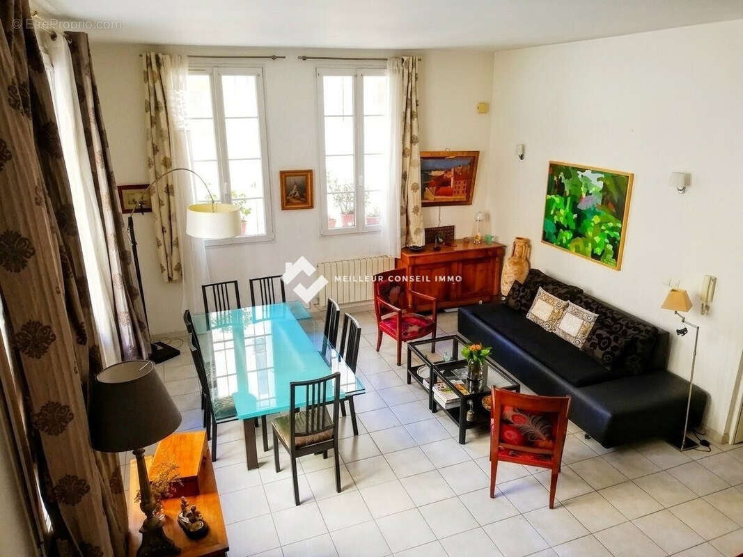Appartement 90 m² à Marseille-5e  - photo 3