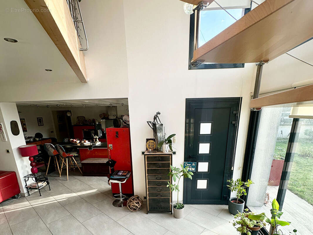 Maison à VIGNEUX-SUR-SEINE