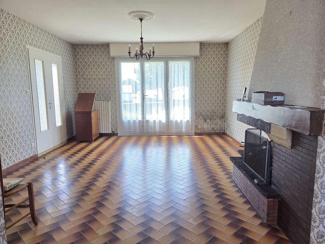 Maison à SAINTE-FLAIVE-DES-LOUPS