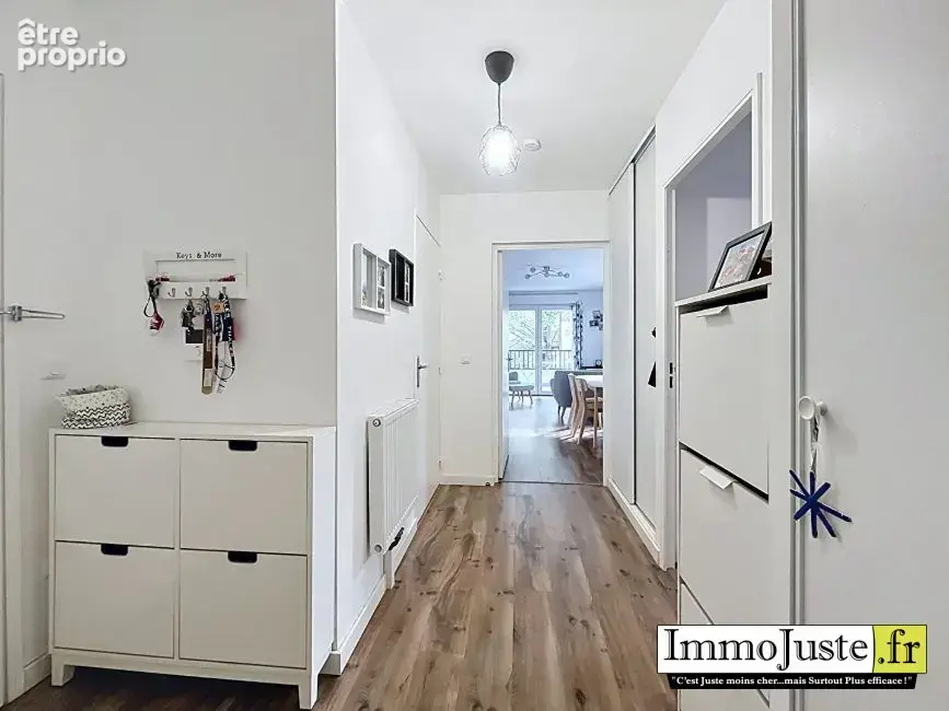 Appartement 4 pièces 78 m² à vendre à Guyancourt (78280) - photo 2