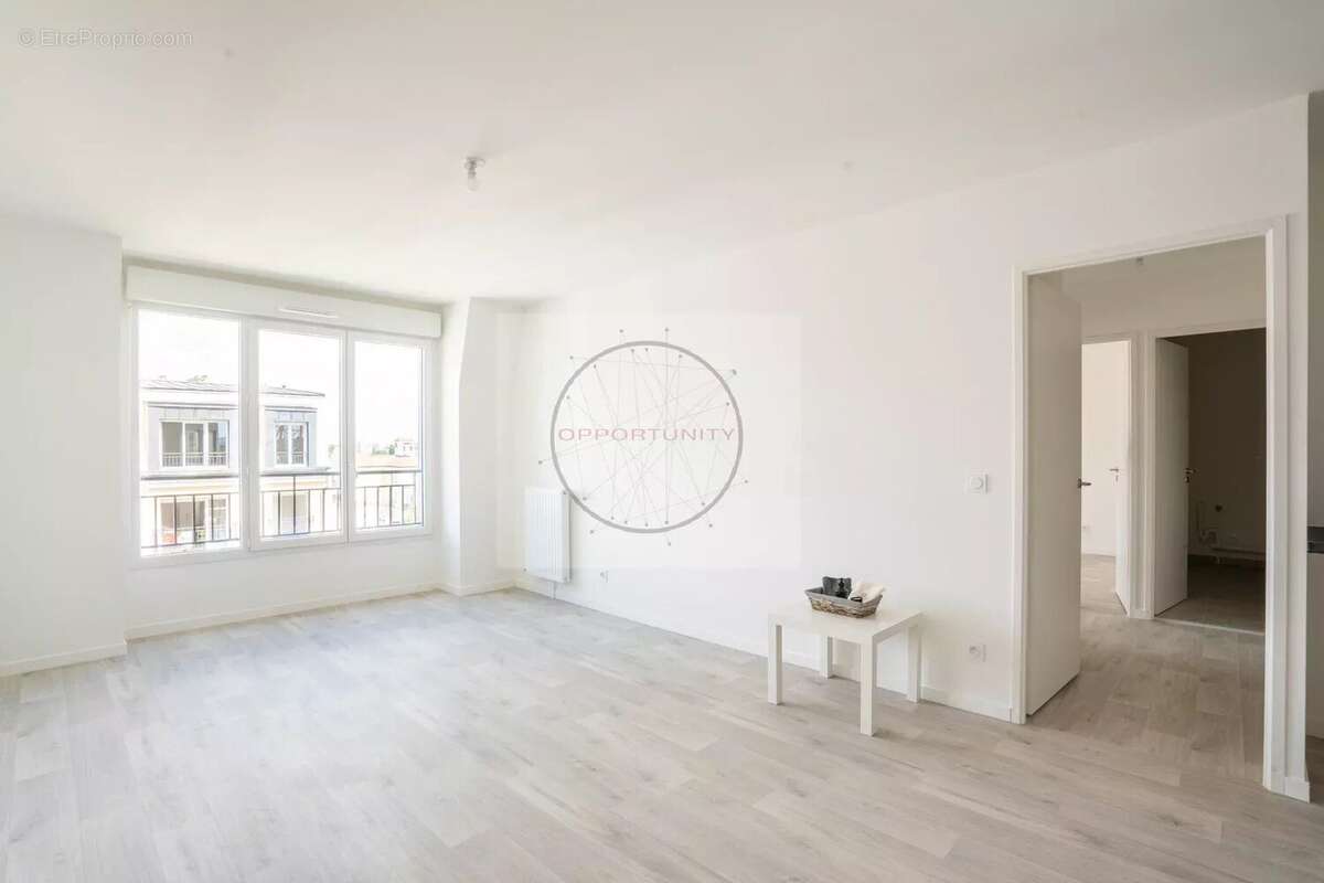 Appartement à LE BLANC-MESNIL
