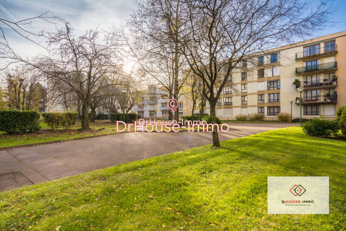 Appartement à NOGENT-SUR-MARNE