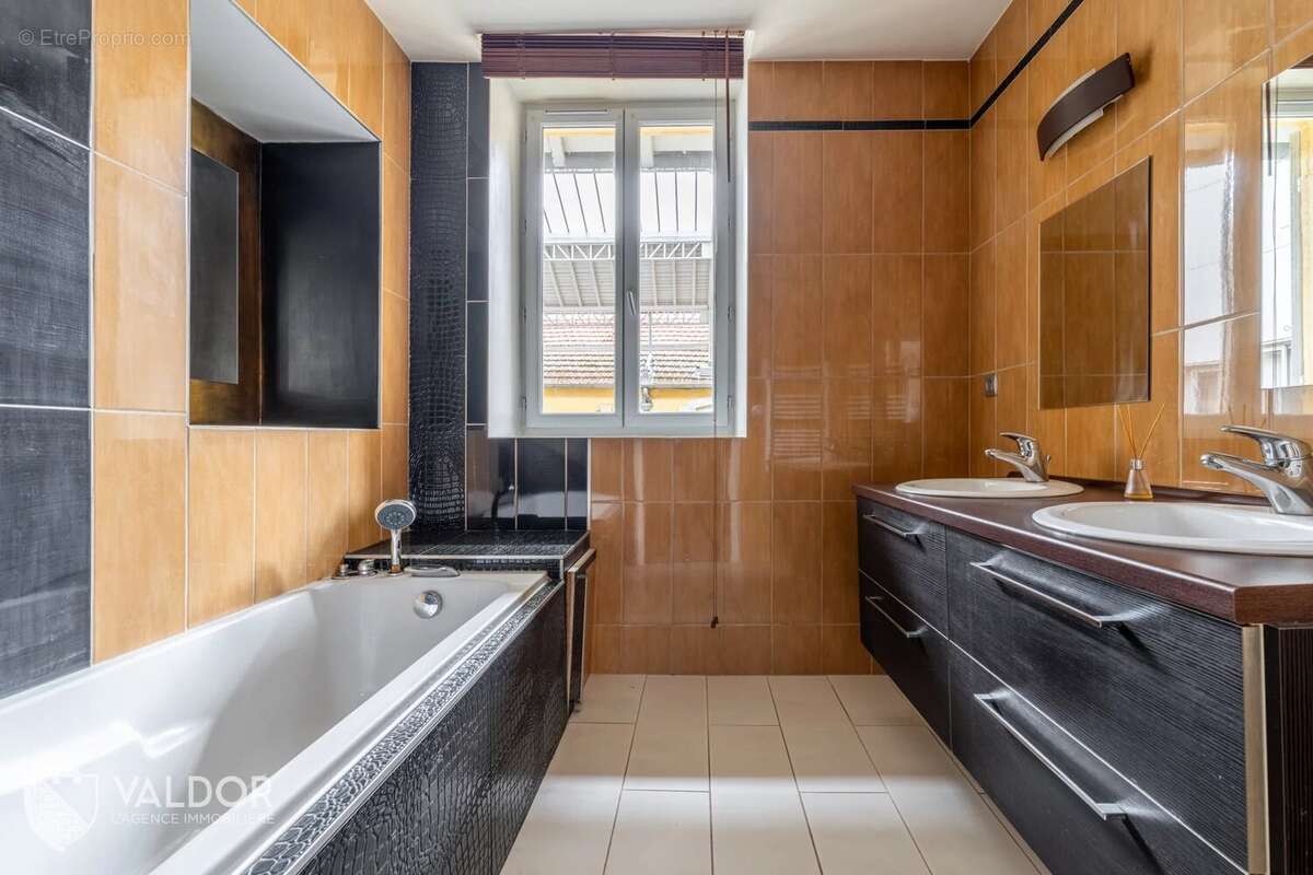 Appartement à VILLEFRANCHE-SUR-SAONE