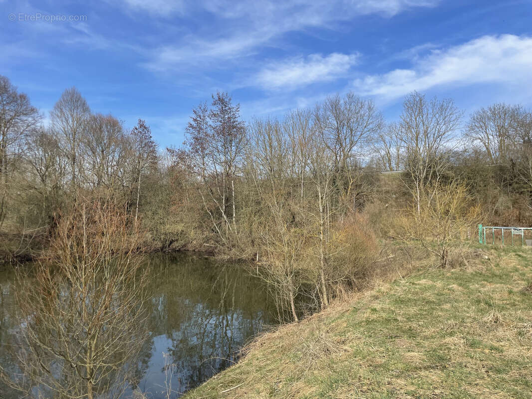 Terrain à TOUL