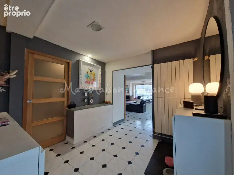 Maison 6 pièces 144 m² à vendre à Chantelle (03140) - photo 5