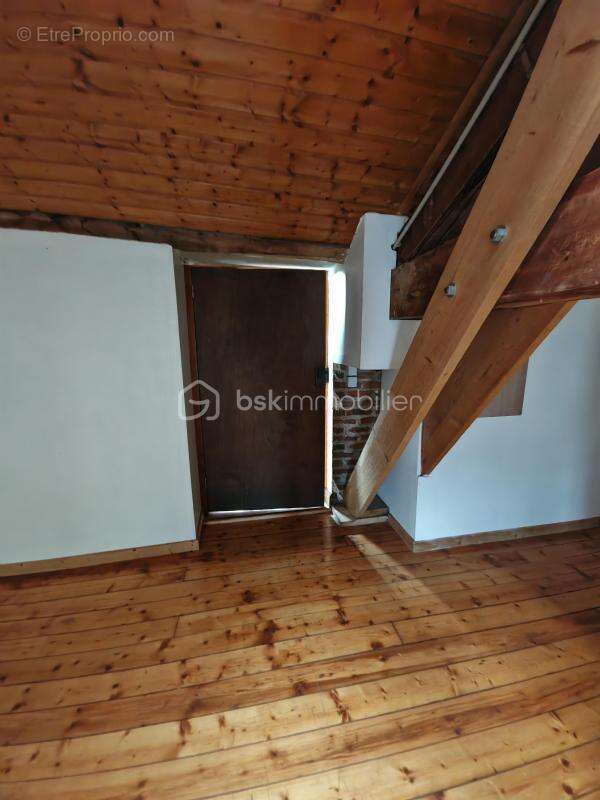 Maison à BEAUREPAIRE