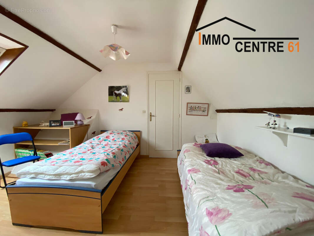 Charmante maison de campagne sur 4000m2 de terrain - photo 11