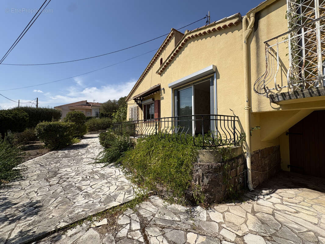 Maison à SAINT-RAPHAEL