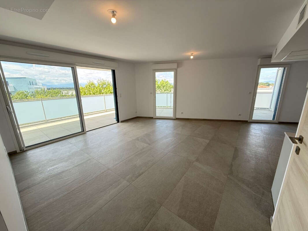Appartement 85 m² à Canet-En-Roussillon  - photo 3