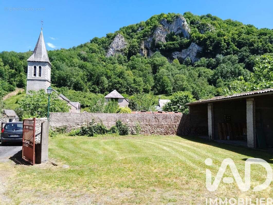 Maison 199 m² à Lortet  - photo 3