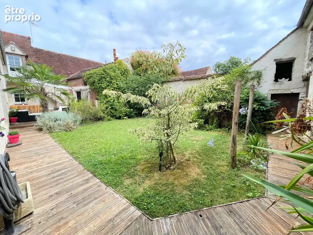 Maison à CHARMOY