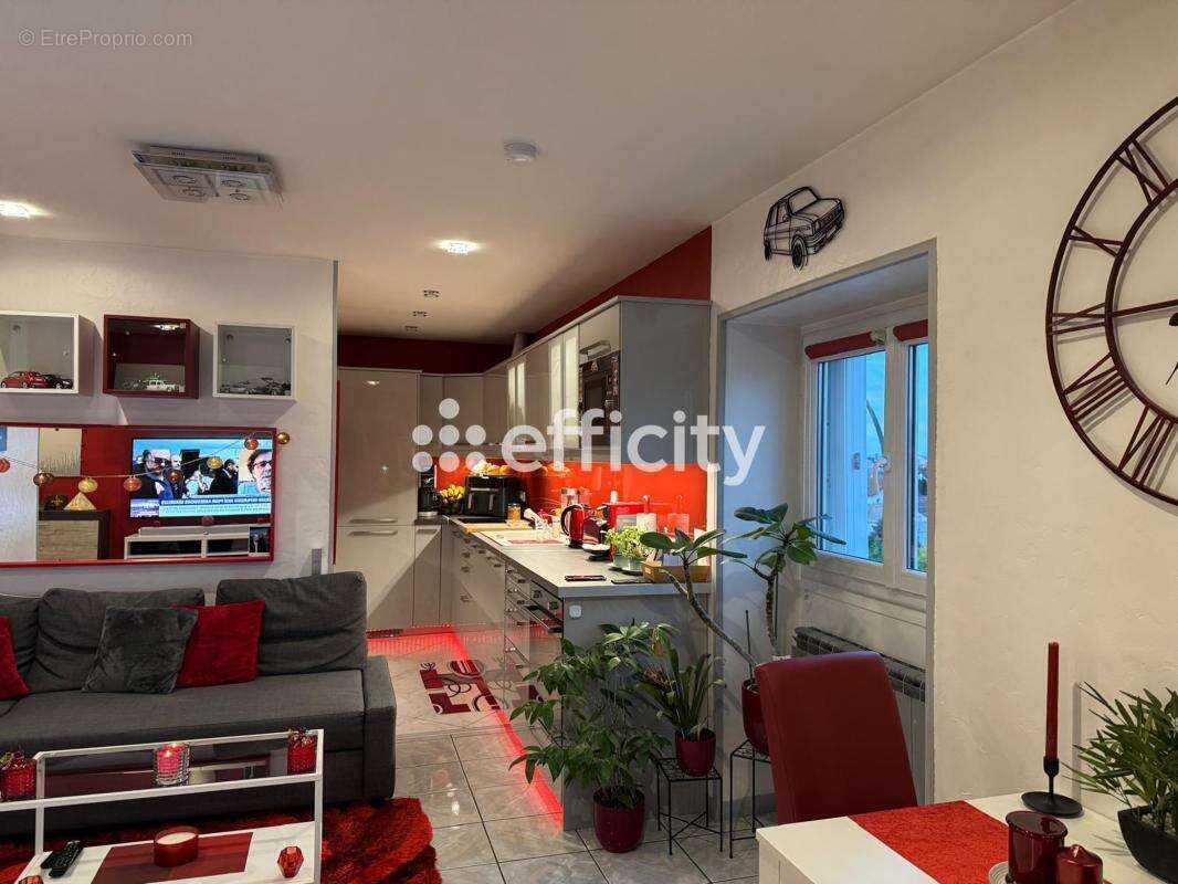 Appartement à VIGNEUX-SUR-SEINE