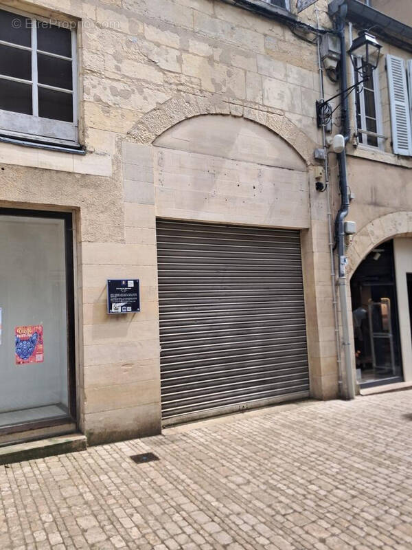 Commerce à NEVERS