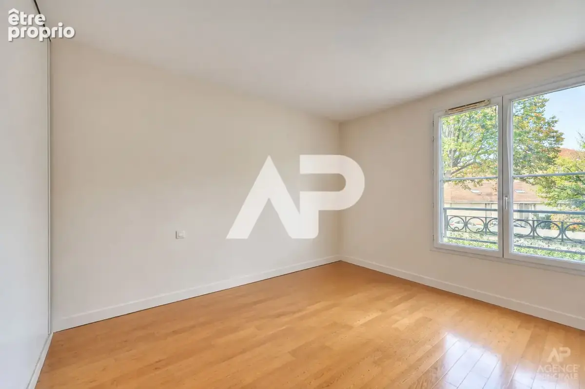 Appartement Rueil Malmaison 4 pièce(s) 88.77 m2 - photo 4
