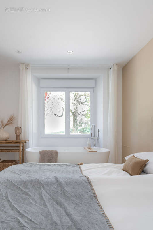 Maison à SAVIGNAC-SUR-LEYZE