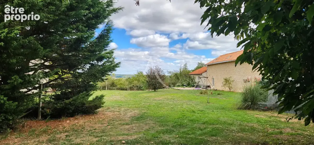 Iteuil - longere - 6 chambres - terrain - gite - photo 2