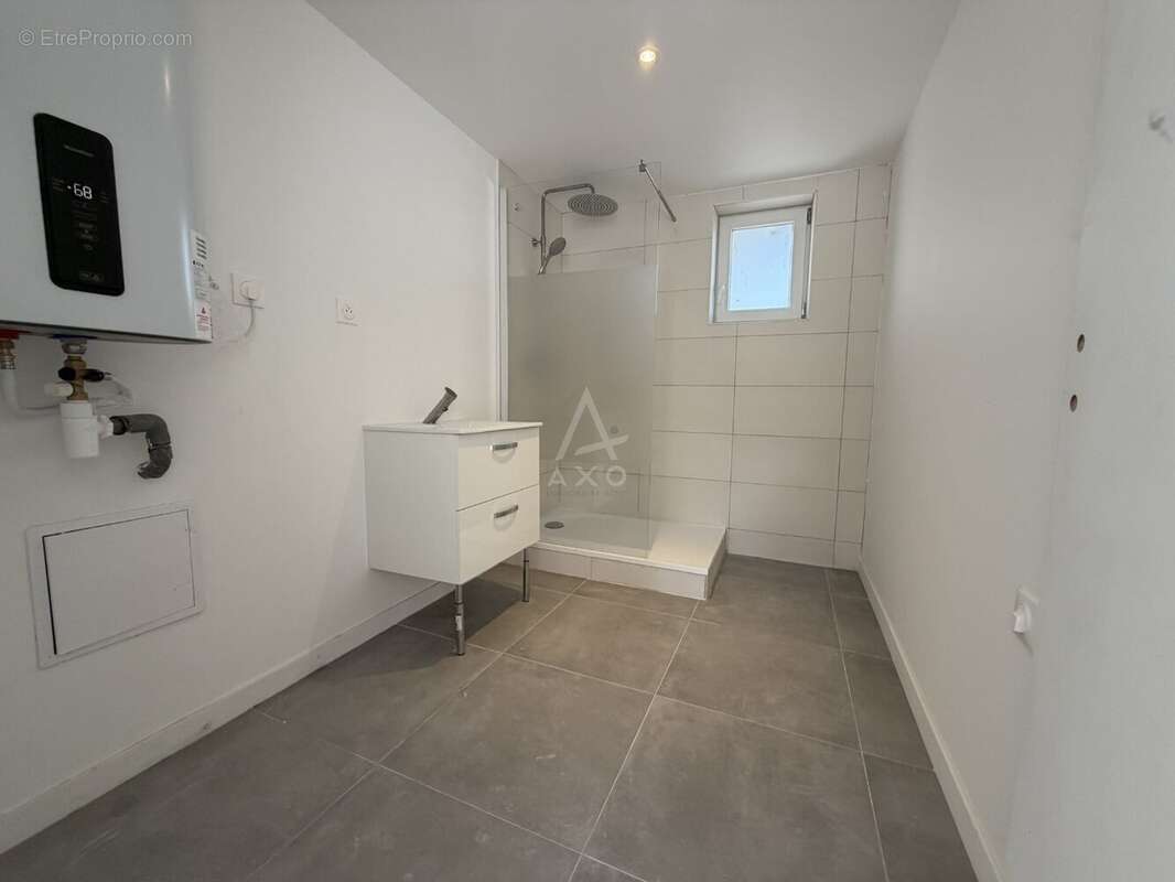 Maison à BOUGUENAIS