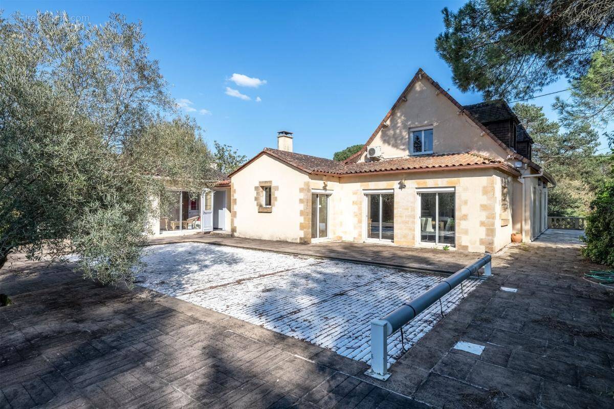 Maison à COULOUNIEIX-CHAMIERS