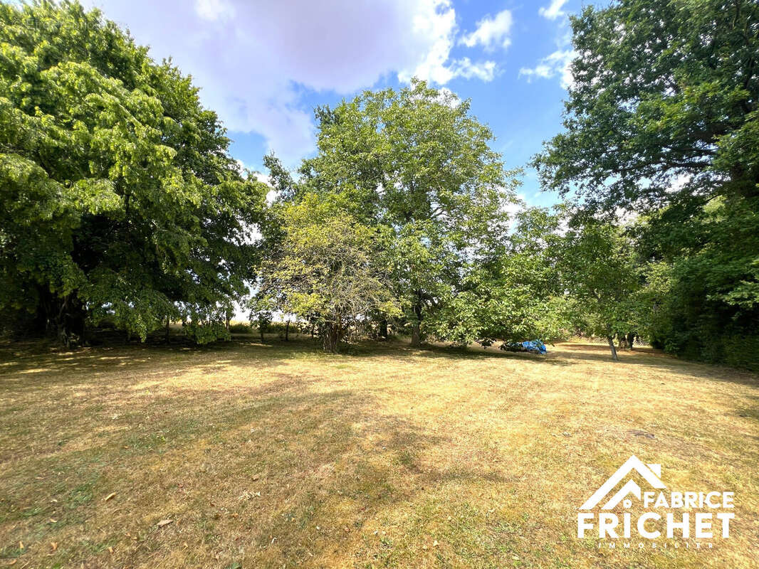 Maison 96 m² à Saint-Pierre-De-Bailleul  - photo 6