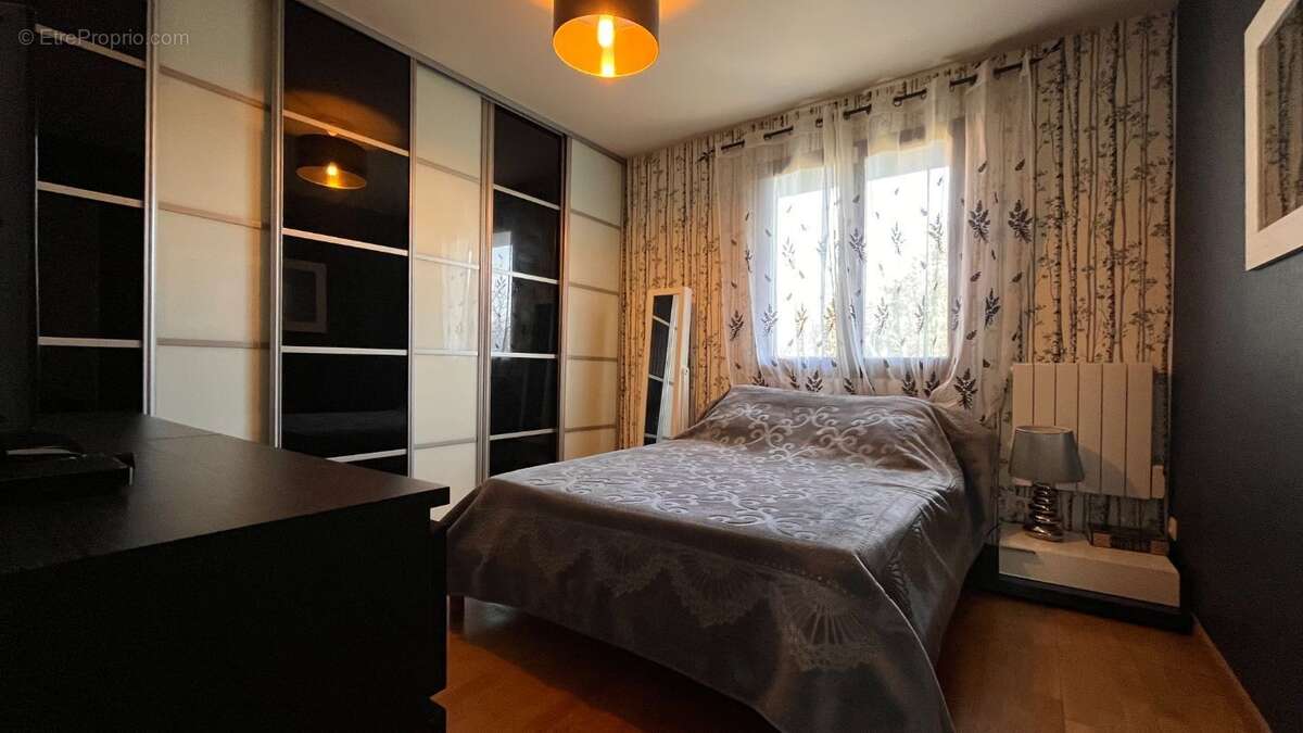 Maison à CRANVES-SALES