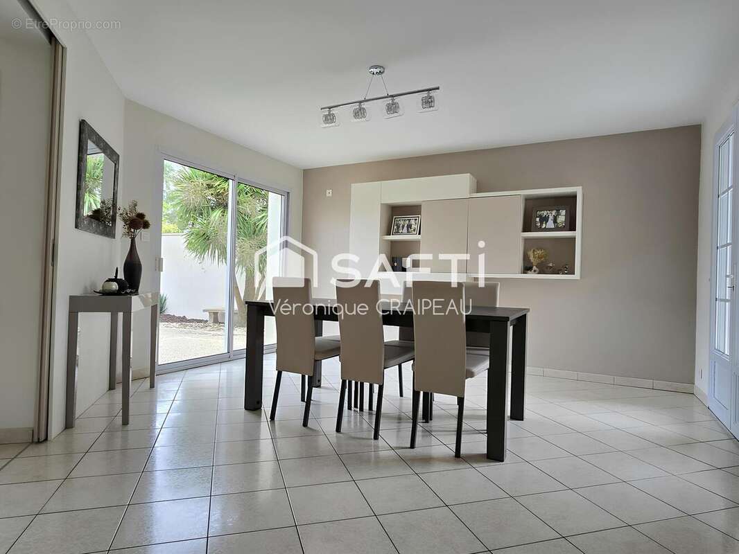 Photo 3 - Maison à SAINT-MARTIN-DES-NOYERS