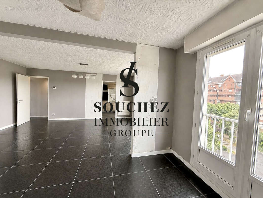 Appartement 81 m² à Lievin  - photo 2