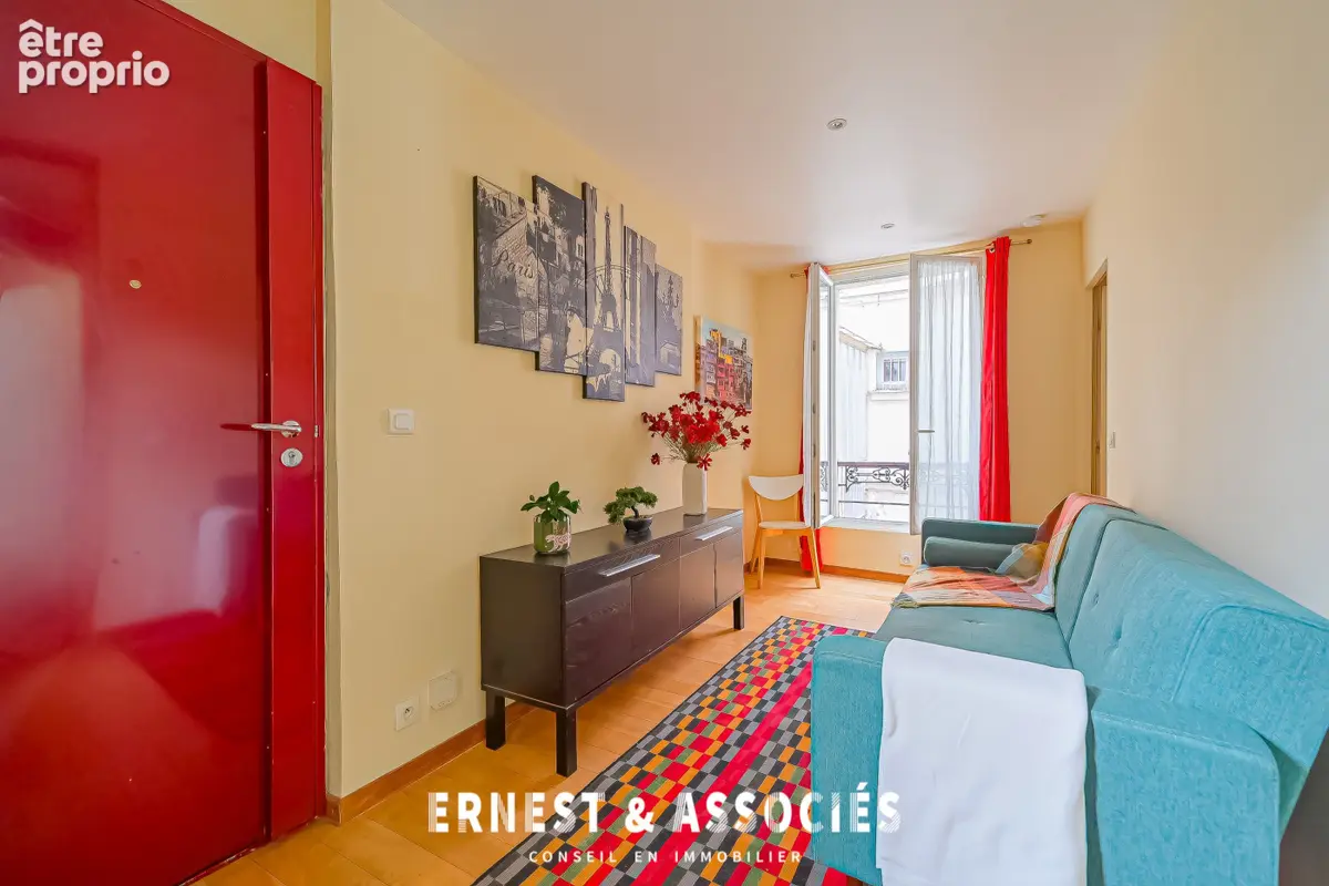 Appartement 2 pièces 30 m² à vendre à Paris-18e (75018) - photo 2