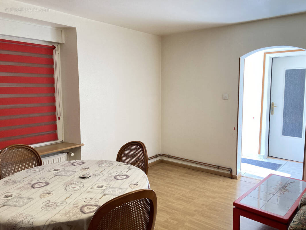 Maison à GRAND-CHARMONT